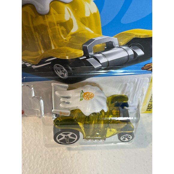 Hot Wheels Dessert Drifter 2024 Fast Foodie 2/5 Yellow Diecast Car NOC - Picture 4 of 6